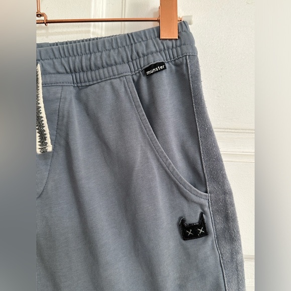 {Munster} Slacker Short U-Shape - Size 12 - Picture 6 of 12